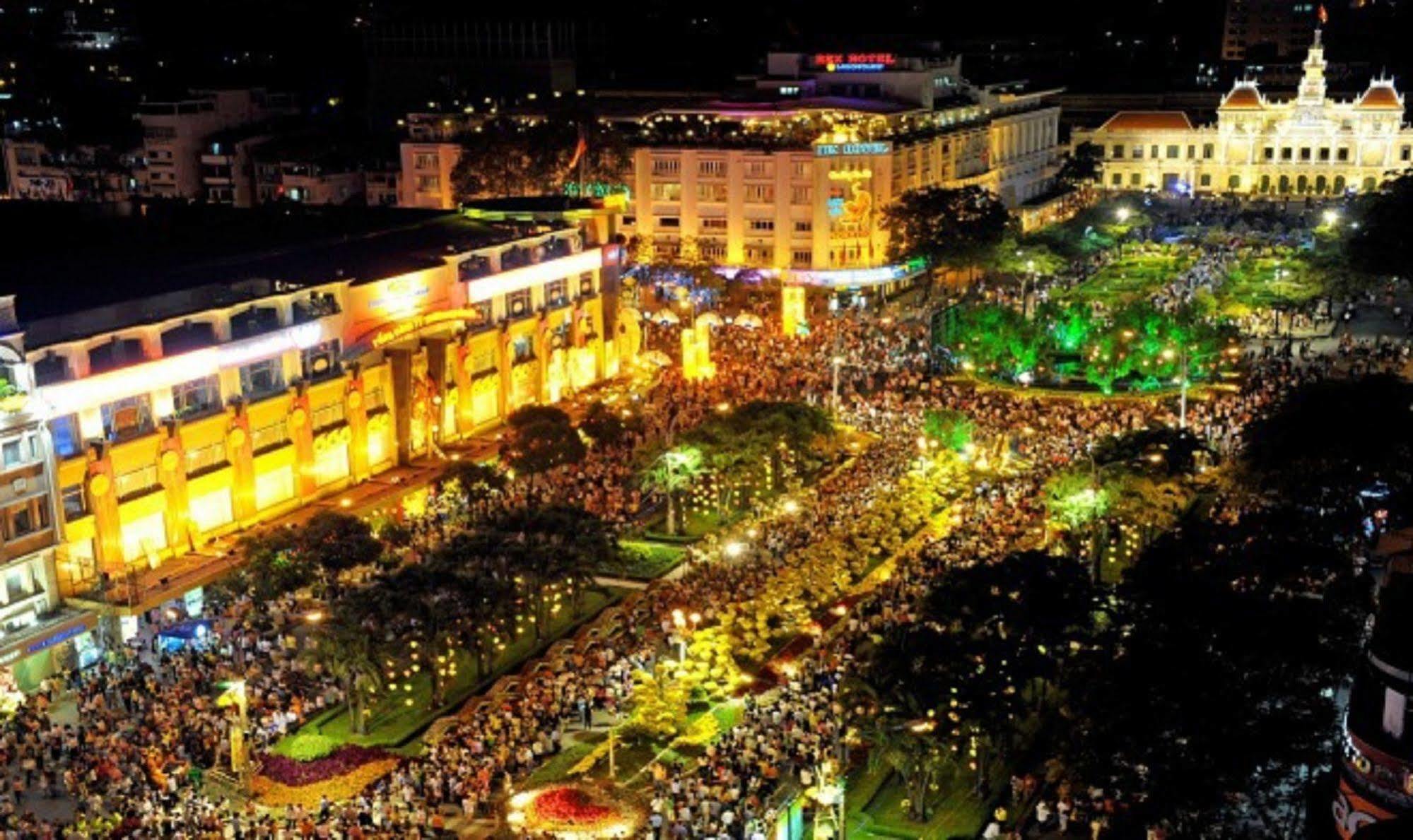Quy Hung Hotel Central Ho-Chi-Minh-Stadt Exterior foto